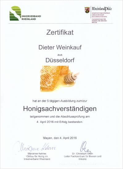 Dieter Weinkauf besteht die Prüfung zum Honigsachverständigen (HSV)